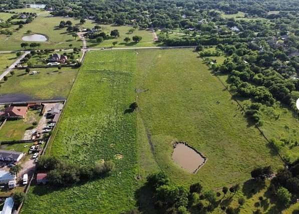16.7 Acres of Land for Sale in Seagoville, Texas
