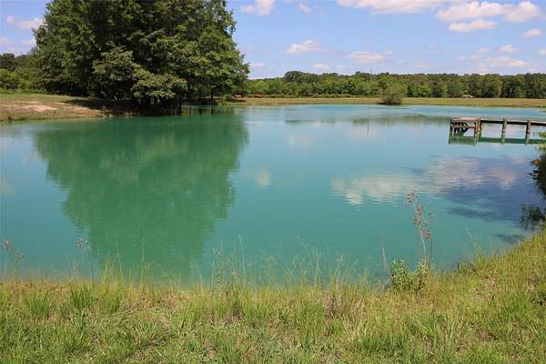 19.4 Acres of Land with Home for Sale in Paris, Texas