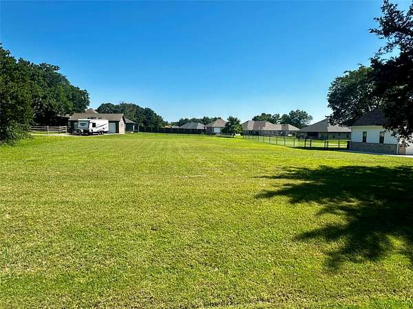 0.37 Acres of Residential Land for Sale in Gainesville, Texas