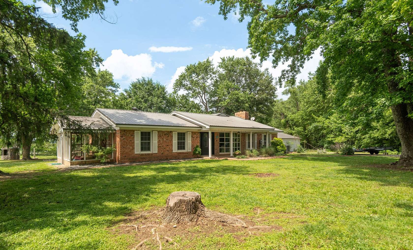 2.2 Acres of Land with Home for Sale in Qulin, Missouri