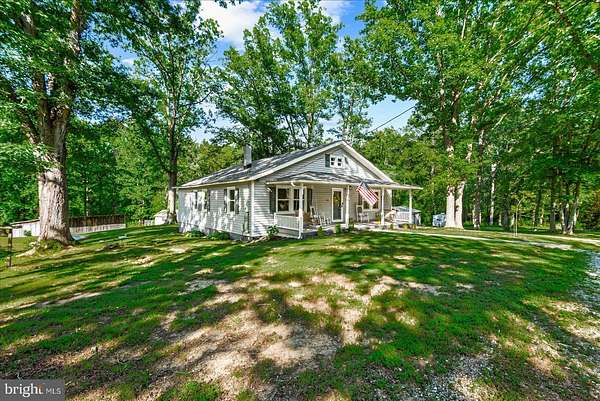 10.4 Acres of Recreational Land with Home for Sale in Goochland, Virginia