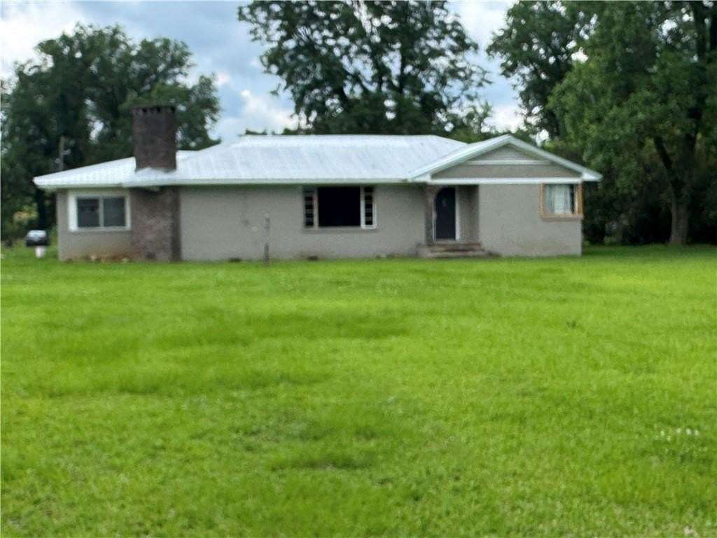 Land with Home for Lease in Citronelle, Alabama
