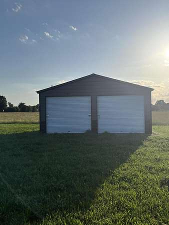 4.66 Acres of Residential Land for Sale in Carthage, Missouri