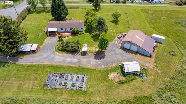 5 Acres of Land with Home for Sale in Deer Island, Oregon