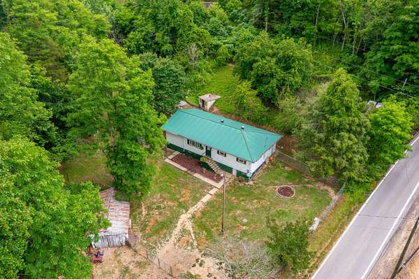 39.9 Acres of Land with Home for Sale in Letcher, Kentucky