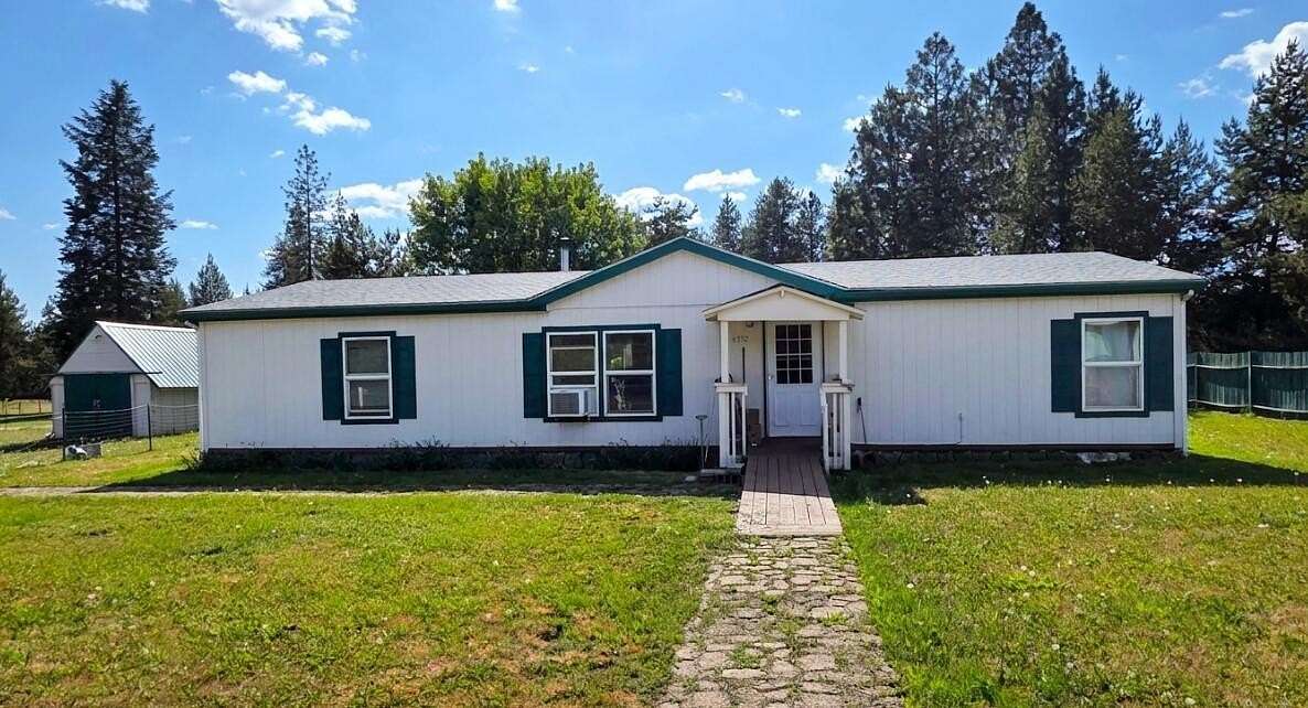 5.54 Acres of Land with Home for Sale in Springdale, Washington