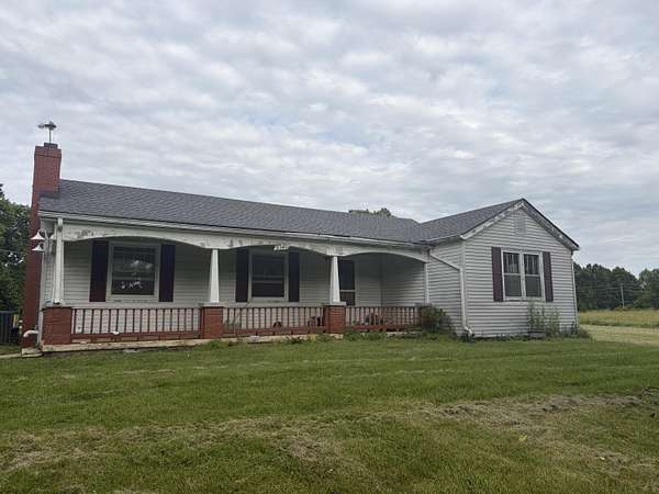 3 Acres of Land with Home for Sale in Frankfort, Kentucky