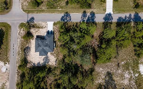 0.25 Acres of Residential Land for Sale in Lehigh Acres, Florida