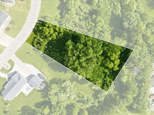 0.69 Acres of Residential Land for Sale in Urbana, Iowa