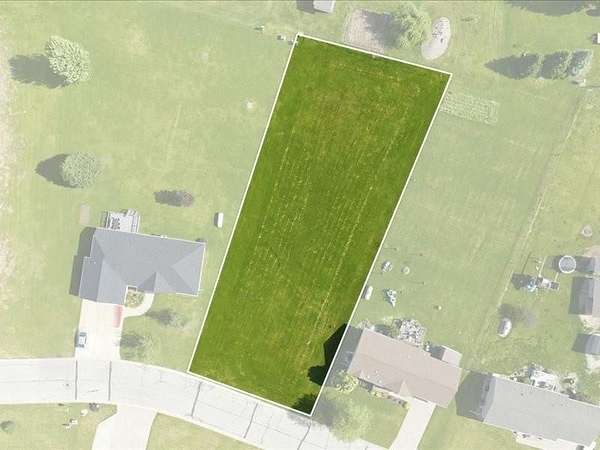 0.5 Acres of Residential Land for Sale in Urbana, Iowa