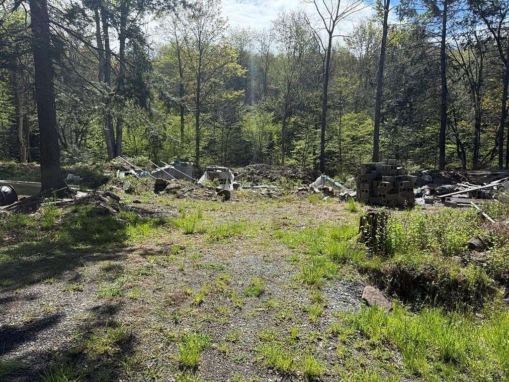 2.39 Acres of Residential Land for Sale in Wellsboro, Pennsylvania