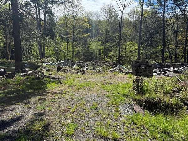 2.39 Acres of Residential Land for Sale in Wellsboro, Pennsylvania