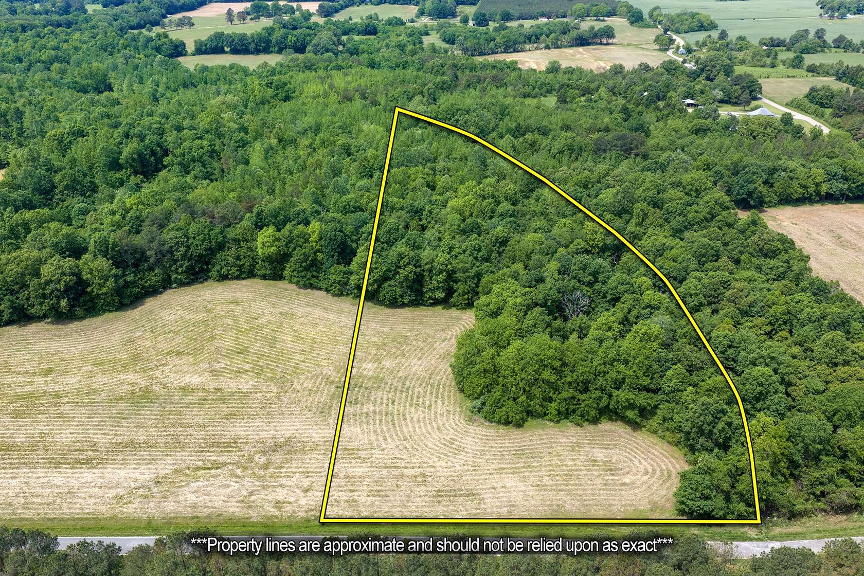 5.6 Acres of Residential Land for Sale in Hollow Rock, Tennessee