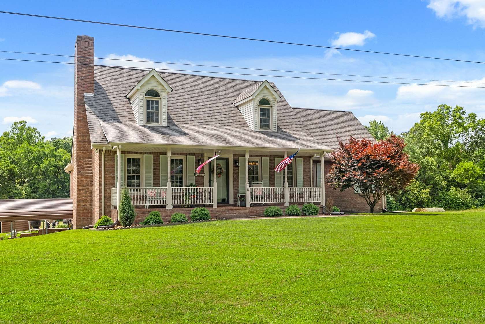 19.5 Acres of Land with Home for Sale in Erin, Tennessee