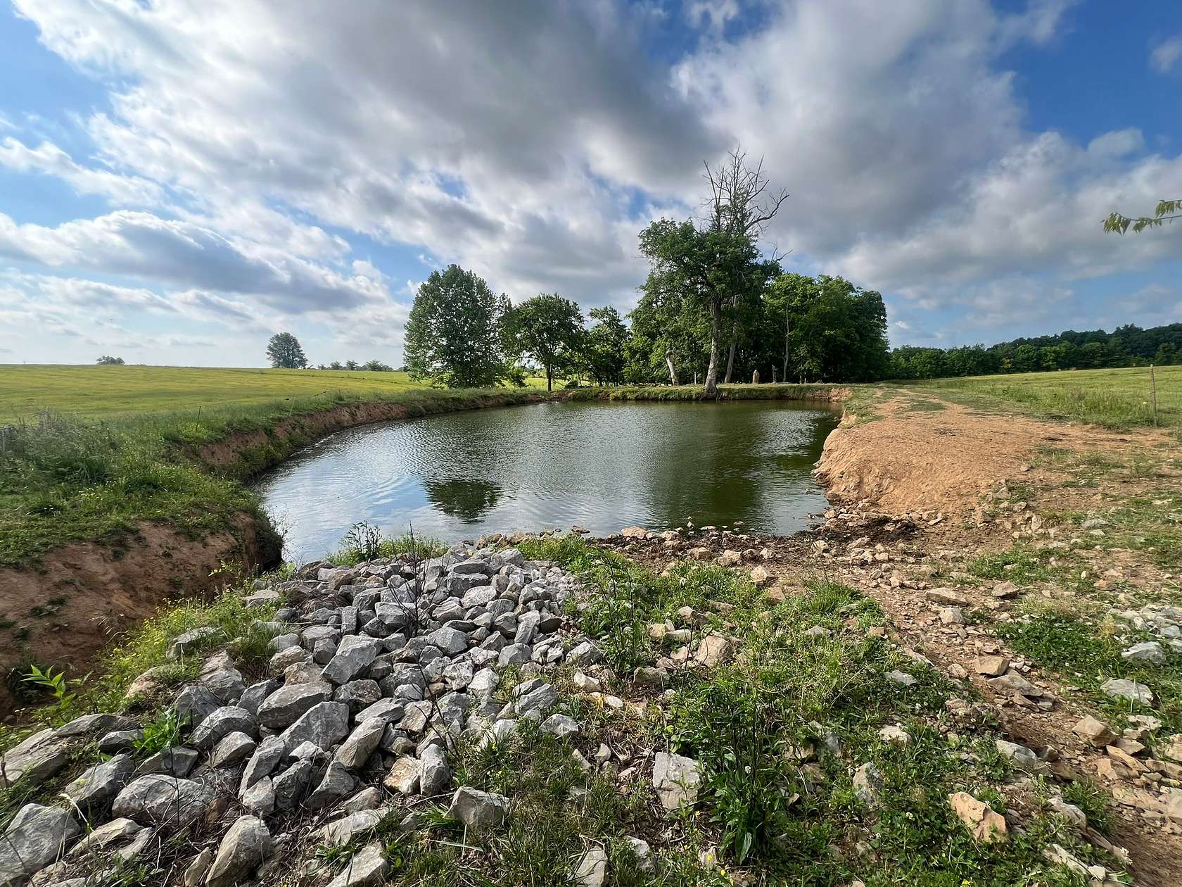 23.4 Acres of Land for Auction in Franklin, Kentucky