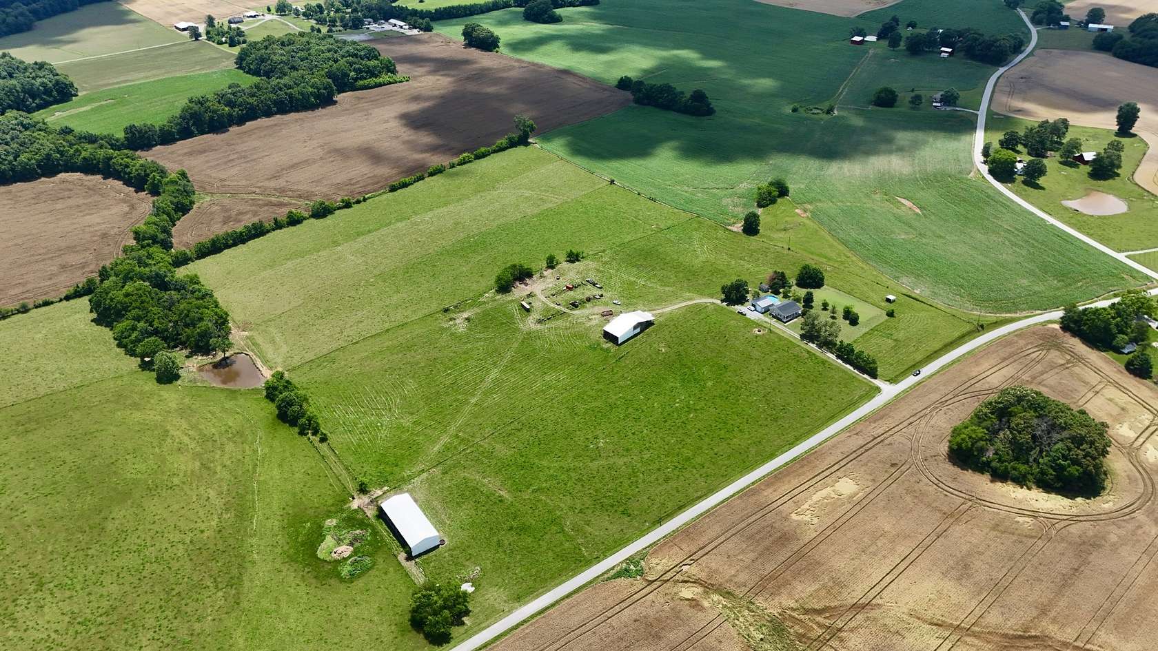 27.7 Acres of Land for Auction in Franklin, Kentucky