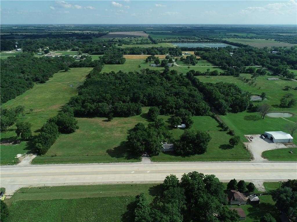 11.8 Acres of Land with Home for Sale in La Harpe, Kansas
