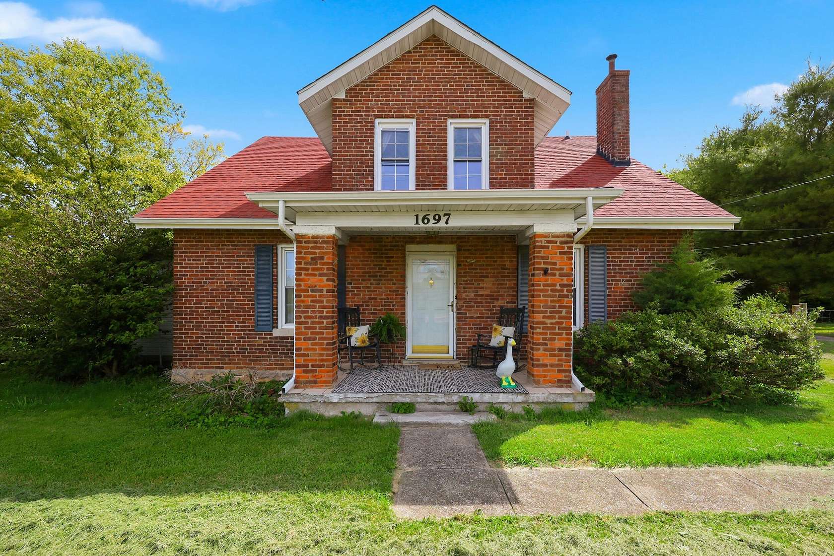 2 Acres of Land with Home for Sale in Georgetown, Kentucky
