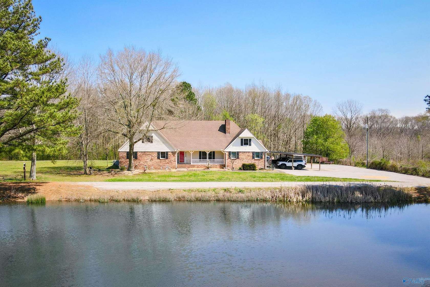 10 Acres of Land with Home for Sale in Town Creek, Alabama