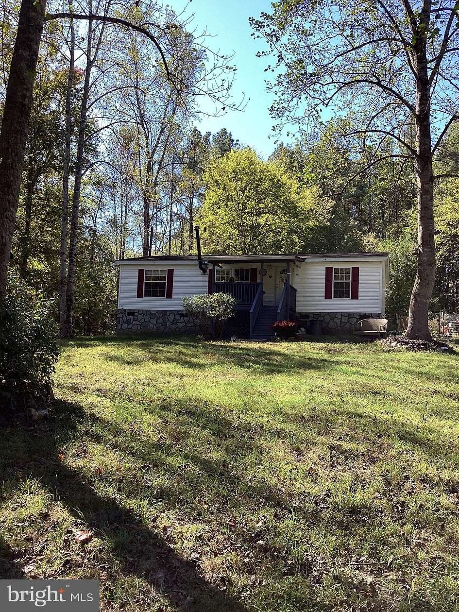 5 Acres of Land with Home for Sale in New Canton, Virginia