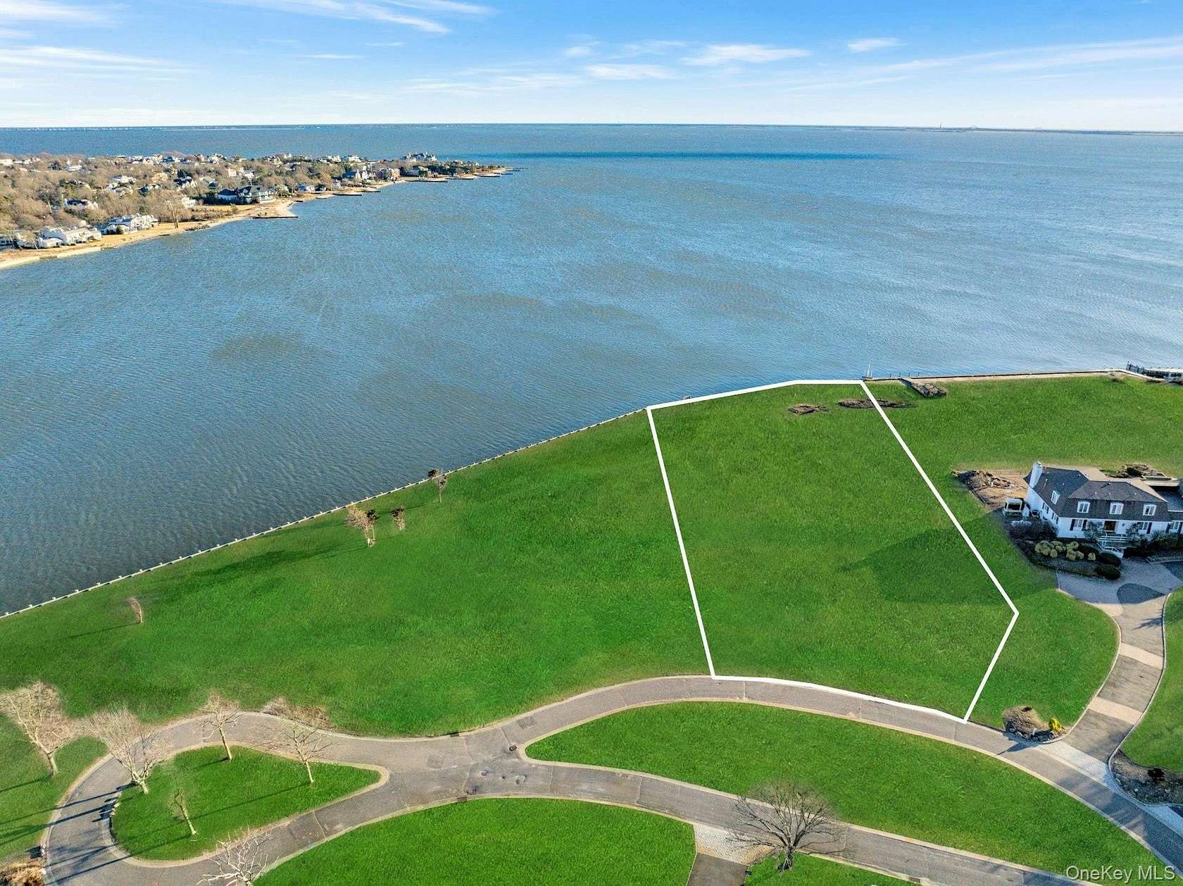1.24 Acres of Residential Land for Sale in Bay Shore, New York