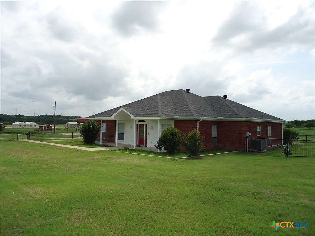17 Acres of Land with Home for Sale in Rogers, Texas