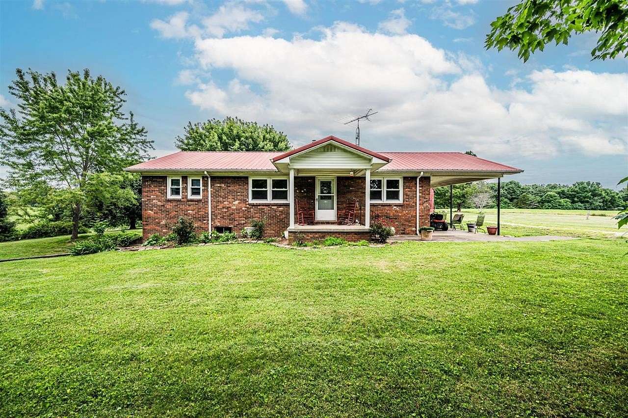 20 Acres of Agricultural Land with Home for Sale in Brownsville, Kentucky
