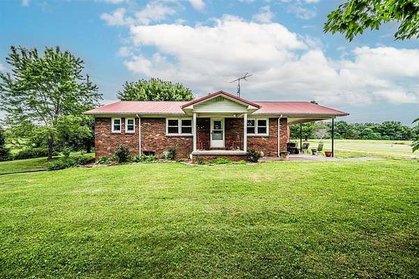 20 Acres of Agricultural Land with Home for Sale in Brownsville, Kentucky