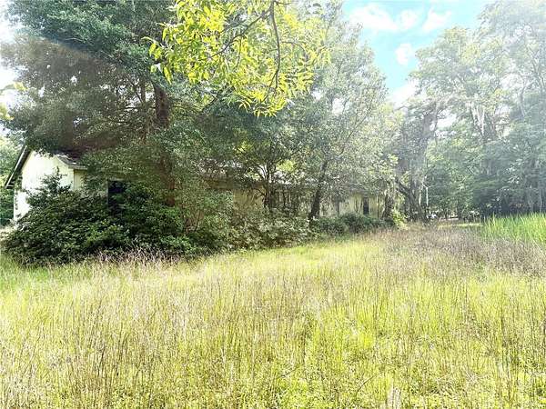 2.53 Acres of Land with Home for Sale in Ocala, Florida