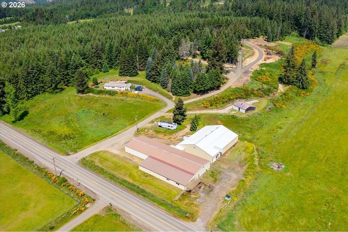 10.2 Acres of Land with Home for Sale in Grand Ronde, Oregon