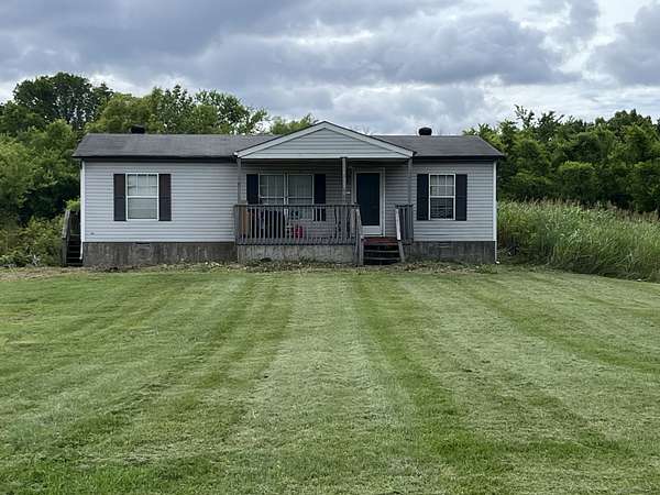 2.58 Acres of Land with Home for Sale in Lebanon, Tennessee