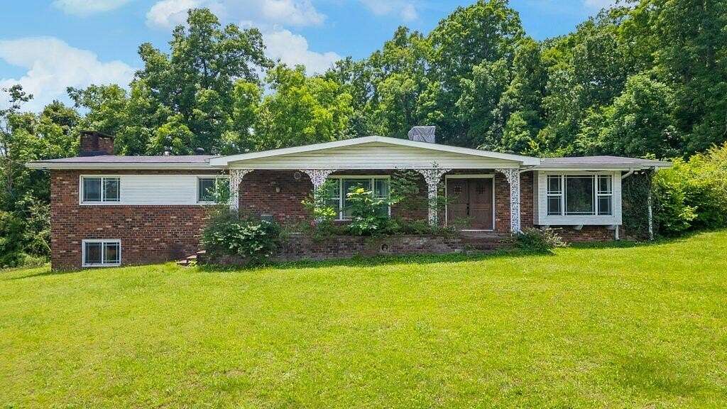 2 Acres of Land with Home for Sale in Cleveland, Tennessee