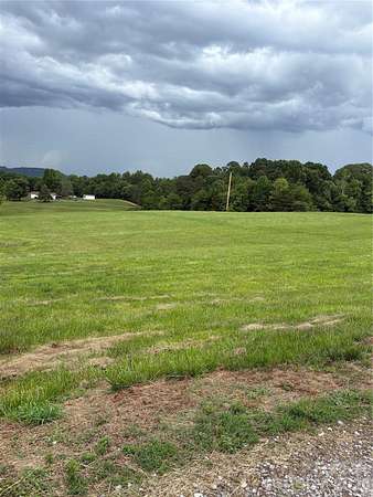 2.3 Acres of Residential Land for Sale in Statesville, North Carolina