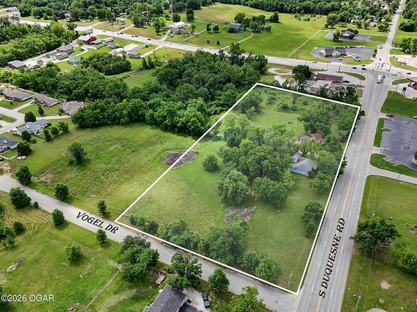 4 Acres of Mixed-Use Land for Sale in Duquesne, Missouri