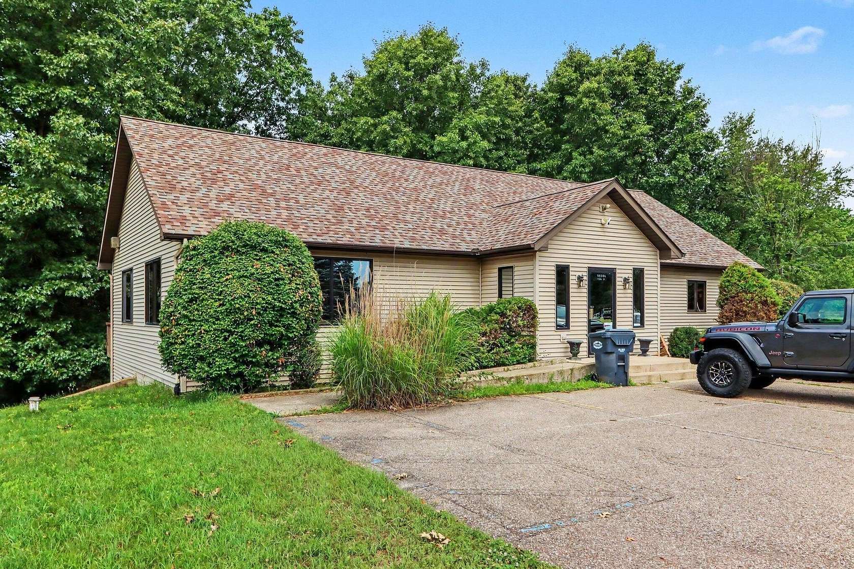 1.85 Acres of Improved Commercial Land for Sale in Mattawan, Michigan