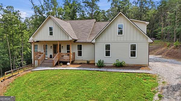 17.5 Acres of Land with Home for Sale in Demorest, Georgia