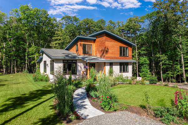 10.8 Acres of Land with Home for Sale in Ogunquit, Maine