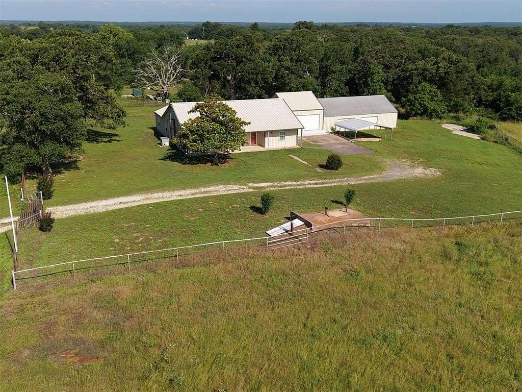33 Acres of Land with Home for Sale in Okemah, Oklahoma