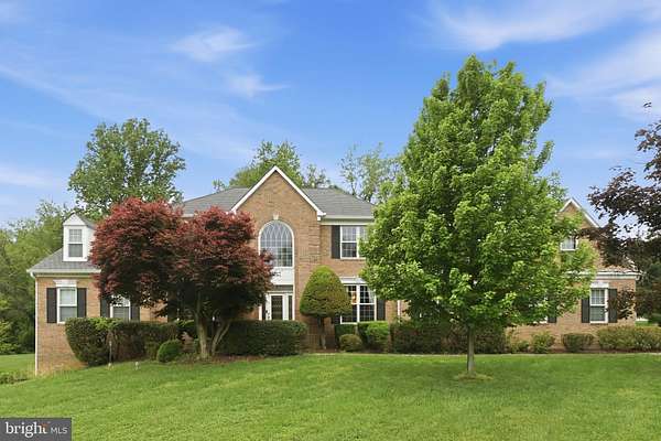 2 Acres of Land with Home for Lease in Potomac, Maryland