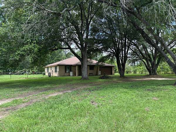 4 Acres of Land with Home for Sale in Washington, Texas