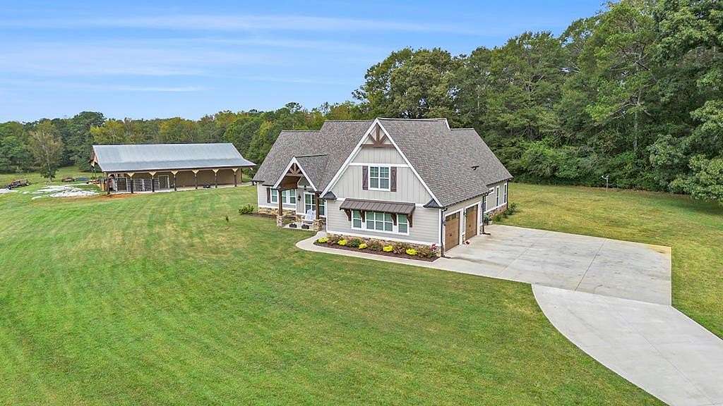 16.2 Acres of Land with Home for Sale in Carrollton, Georgia