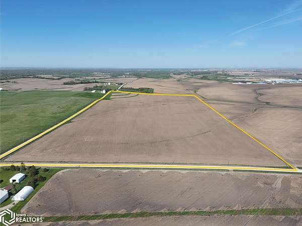 80 Acres of Land for Sale in Blairstown, Iowa