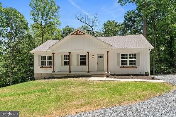 1.58 Acres of Land with Home for Sale in Barboursville, Virginia