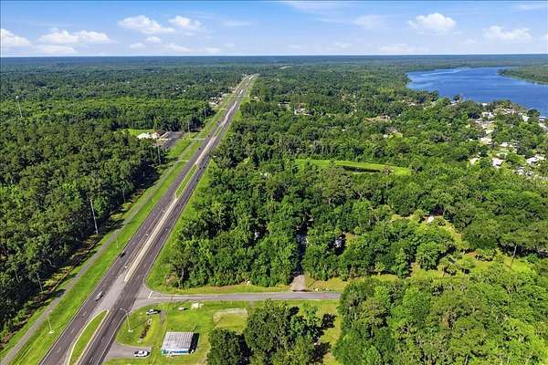 1.13 Acres of Residential Land for Sale in San Mateo, Florida