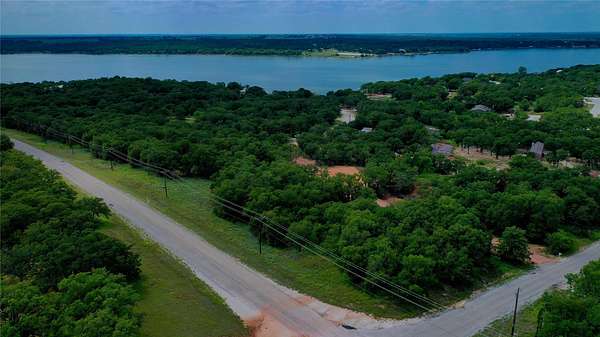 1.16 Acres of Residential Land for Sale in Nocona, Texas