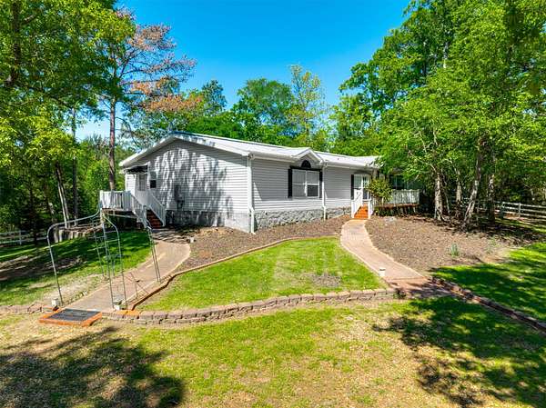 41 Acres of Recreational Land with Home for Sale in Palestine, Texas
