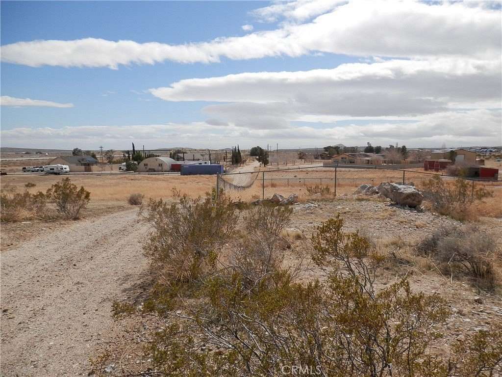 5.1 Acres of Land for Sale in Mojave, California