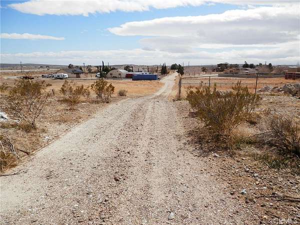 5.1 Acres of Land for Sale in Mojave, California