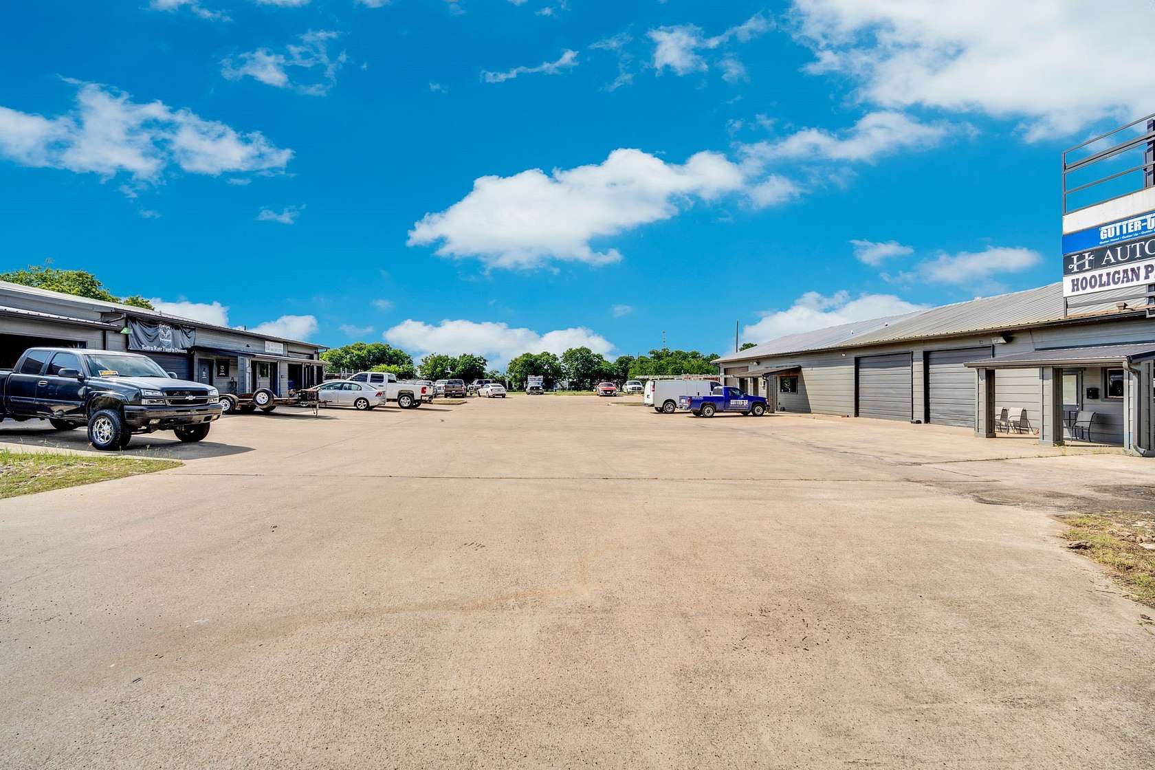 2.26 Acres of Improved Commercial Land for Lease in Waxahachie, Texas