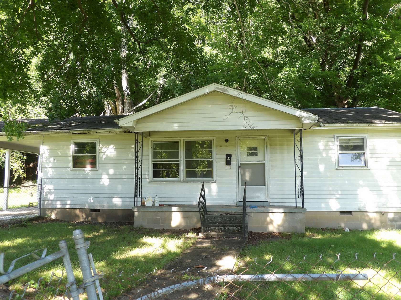 3.65 Acres of Land with Home for Sale in Waverly, Tennessee